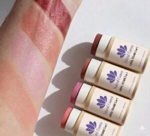 Labial vegano 3 en 1. Contenido 12g